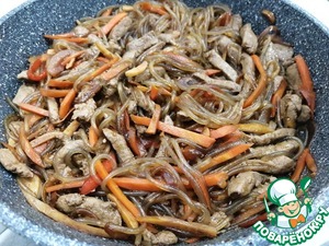 Печень говяжья с фунчозой