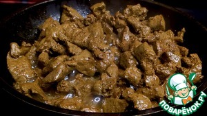 Сочная говяжья печень с луком