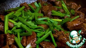 Сочная говяжья печень с луком