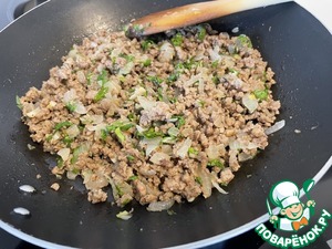 Мясные слоено-дрожжевые пирожки Мясные слоено-дрожжевые пирожки