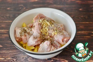 Деревенское жаркое в горшке Деревенское жаркое в горшке