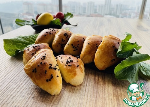 Мясные слоено-дрожжевые пирожки Мясные слоено-дрожжевые пирожки