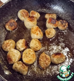 Фрикадельки из сосисок со сладкими перцами