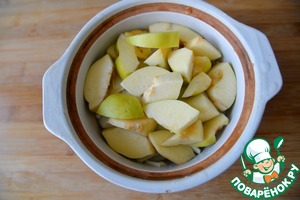 Индейка, томлёная с айвой и черносливом Индейка, томлёная с айвой и черносливом