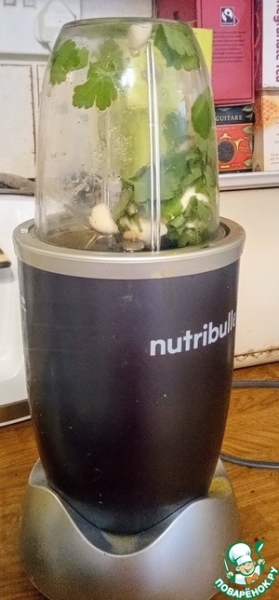 Макароны с сыром и чесночно-петрушечным соусом Макароны с сыром и чесночно-петрушечным соусом