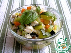 Рагу из курицы с цукини, базиликом