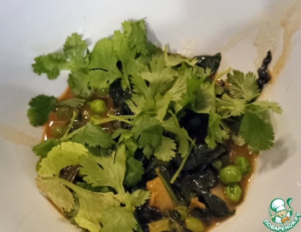 Салат "зелёная богиня" с необычным соусом Салат "зелёная богиня" с необычным соусом