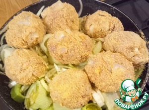 Свиные фрикадельки с лимоном и луком-пореем Свиные фрикадельки с лимоном и луком-пореем