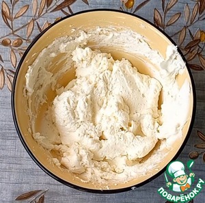 Творожное суфле без выпечки с сухофруктами