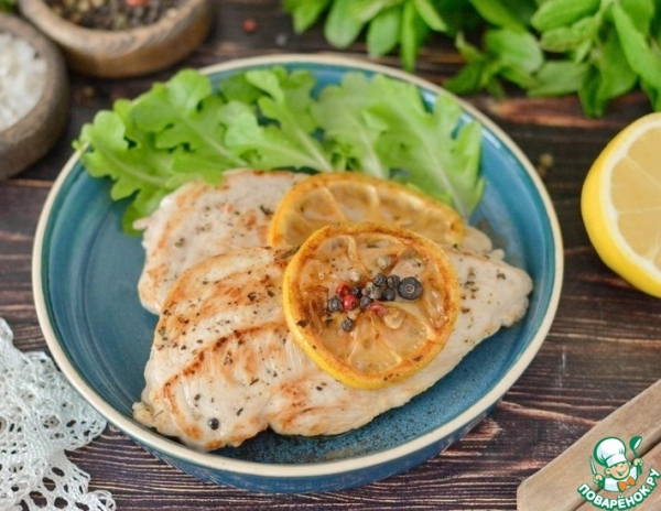 Жареное куриное филе с лимоном Жареное куриное филе с лимоном