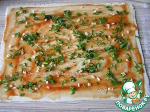 Томатно-чесночные слоеные булочки Томатно-чесночные слоеные булочки