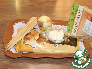 Змейки из слоеного теста с начинкой Змейки из слоеного теста с начинкой