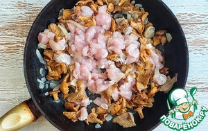 Пирог с индейкой и лисичками Пирог с индейкой и лисичками