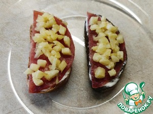 Бутерброды с сыровяленой индейкой и ананасом Бутерброды с сыровяленой индейкой и ананасом