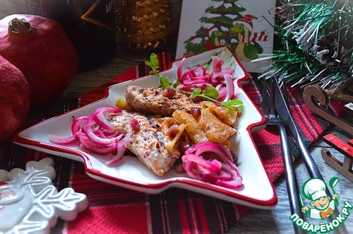 Индейка с ананасами на гриле Индейка с ананасами на гриле