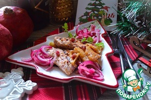 Индейка с ананасами на гриле Индейка с ананасами на гриле