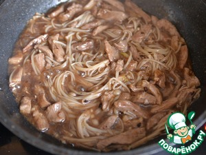 Индейка с грибами эноки Индейка с грибами эноки