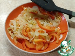 Индейка со сладким перцем и вином