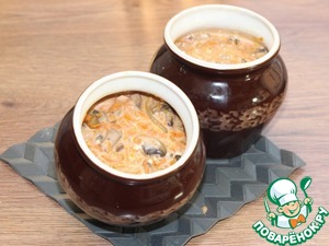 Индейка в горшочке с грибной зажаркой Индейка в горшочке с грибной зажаркой