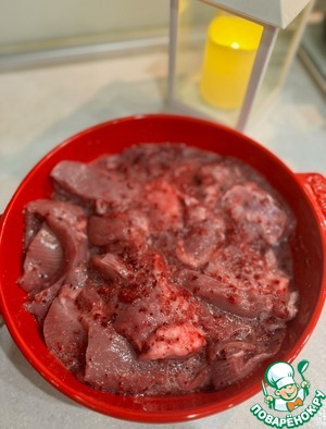 Индейка в клюквенно-цитрусовом маринаде Индейка в клюквенно-цитрусовом маринаде