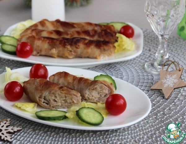 Колбаски из индейки в беконе Колбаски из индейки в беконе