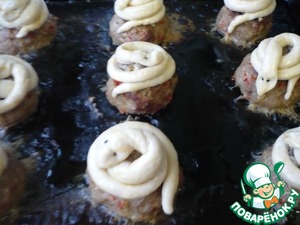 Мясные гнезда из фарша индейки"Змейки" Мясные гнезда из фарша индейки"Змейки"