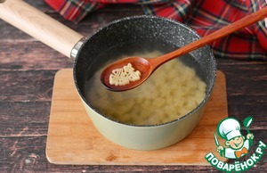 Новогодние макароны с индейкой и песто