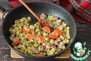 Новогодние макароны с индейкой и песто