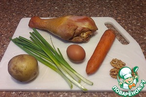 Новогодний салат с варено копченой индейкой Новогодний салат с варено копченой индейкой