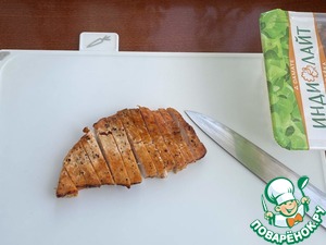 Салат "Цезарь" с индейкой