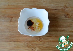 Салат из индейки и огурцов по-восточному Салат из индейки и огурцов по-восточному