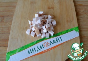 Салат из копчёной индейки "Малибу"