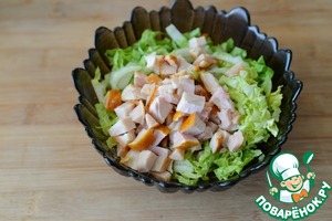 Салат с копчёной индейкой и пекинской капустой