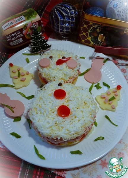 Салат слоёный "Снеговик" Салат слоёный "Снеговик"