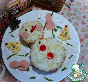 Салат слоёный "Снеговик" Салат слоёный "Снеговик"