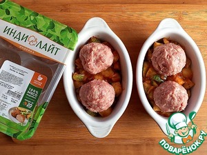 Тефтели с кабачком в томатном соусе