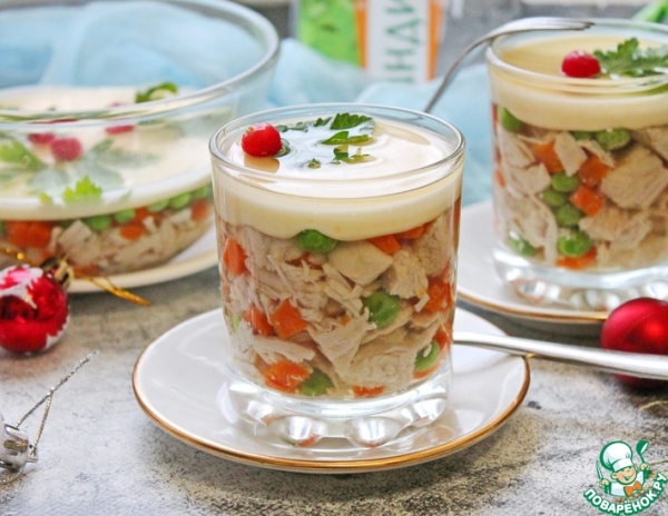 Заливное из индейки "Провансаль" Заливное из индейки "Провансаль"