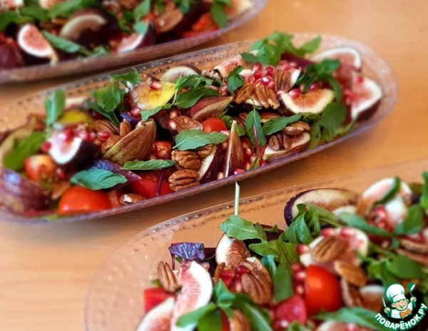 Зимний салат с инжиром, свеклой и помидорами Зимний салат с инжиром, свеклой и помидорами