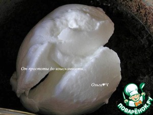 Шоколадно-творожный рулет "Рождественское полено"