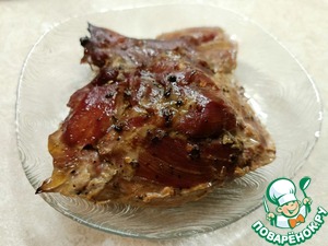 Буженина "Инди" с клюквенно-горчичным соусом