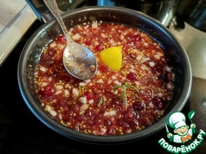 Буженина "Инди" с клюквенно-горчичным соусом