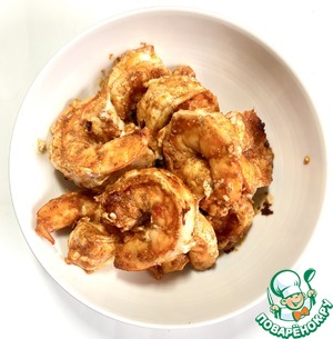 Канапе с авокадо и креветками