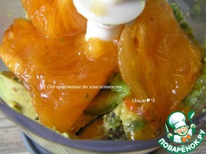 Крем-десерт "Авокадо и хурма"