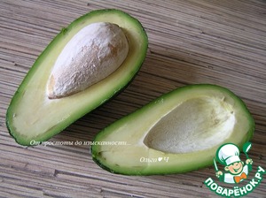 Крем-десерт "Авокадо и хурма"