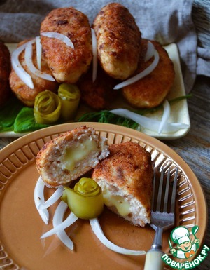 Куриные котлеты с сыром