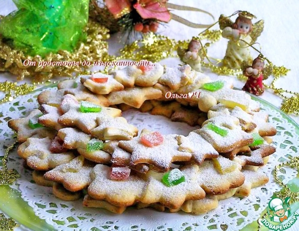 Миндальный рождественский венок Миндальный рождественский венок