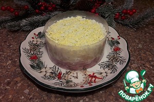 Новогодний салат с ананасами и индейкой