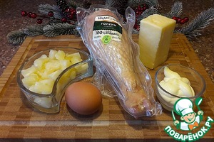 Новогодний салат с ананасами и индейкой