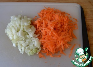 Рулет из индейки, риса и шпината