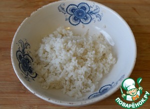 Рулет из индейки, риса и шпината